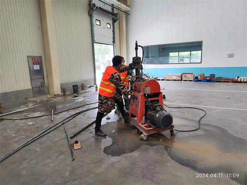 岳池厂房地面下沉塌陷注浆加固施工